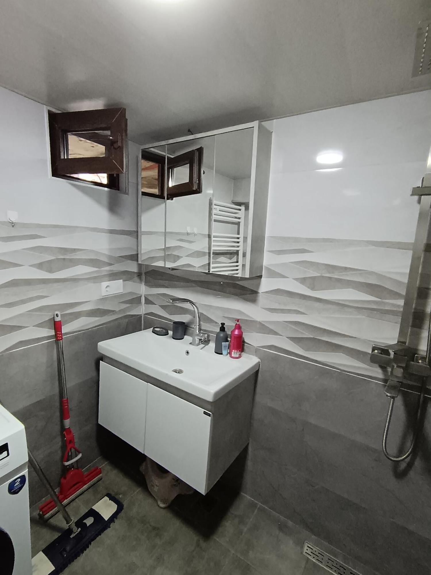 Mery'S Family Apartment Tbilisi ภายนอก รูปภาพ