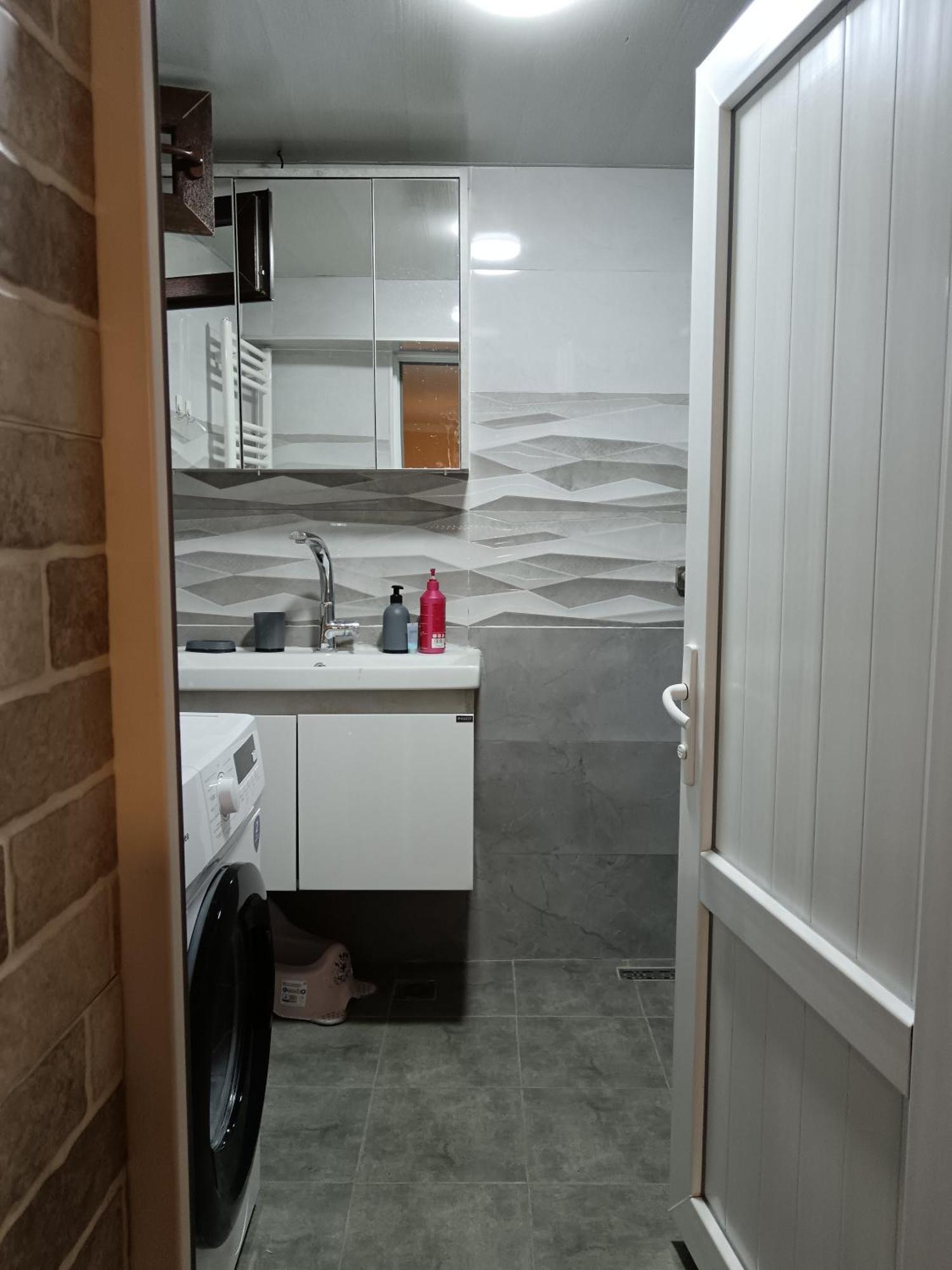 Mery'S Family Apartment Tbilisi ภายนอก รูปภาพ